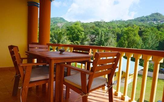 seychelles-booking-villa-therese-view2  (© La Villa Therese Holiday Apartments / La Villa Therese Holiday Apartments)