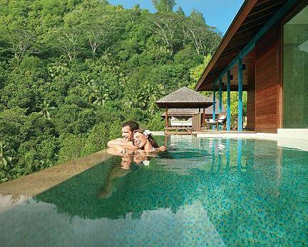 seychelles-four-season-romance  (© Vision Voyages TN / Four Seasons Resort Seychelles)