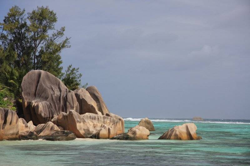 seychelles-la-digue-plage-source-argent-7  (©  Seychelles Booking)