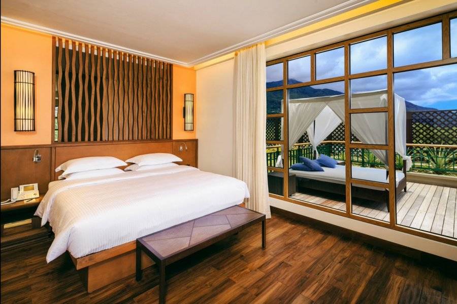 seychelles-mahe-savoy-resort-and-spa-savoy-room-penthouse  (© Savoy Seychelles Resort & Spa / Savoy Seychelles Resort & Spa)