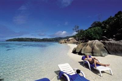 seychelles-new-emerald-plage2  (©  / New Emerald Cove)