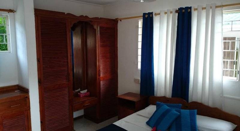seychelles-praslin-c-est-mon-choix-double-room-6  (©  / C est Mon Choix Hotel)