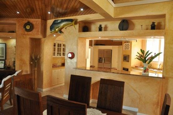 seychelles-villa-dorado-kitchen-dining-area  (© Vision Voyages TN / Villa Dorado)